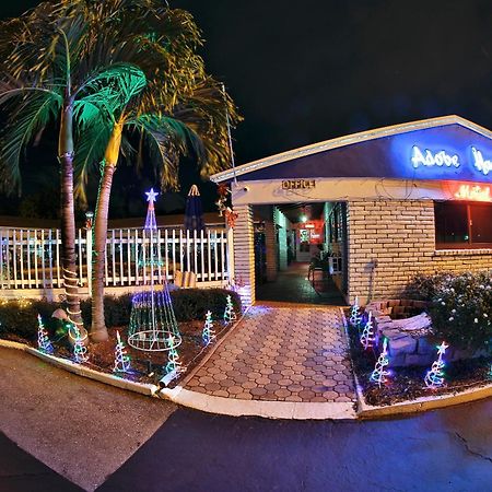 Adobe Hacienda Motel Hollywood Exterior foto